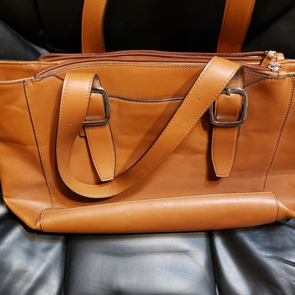 tote - Picture 7 of 7